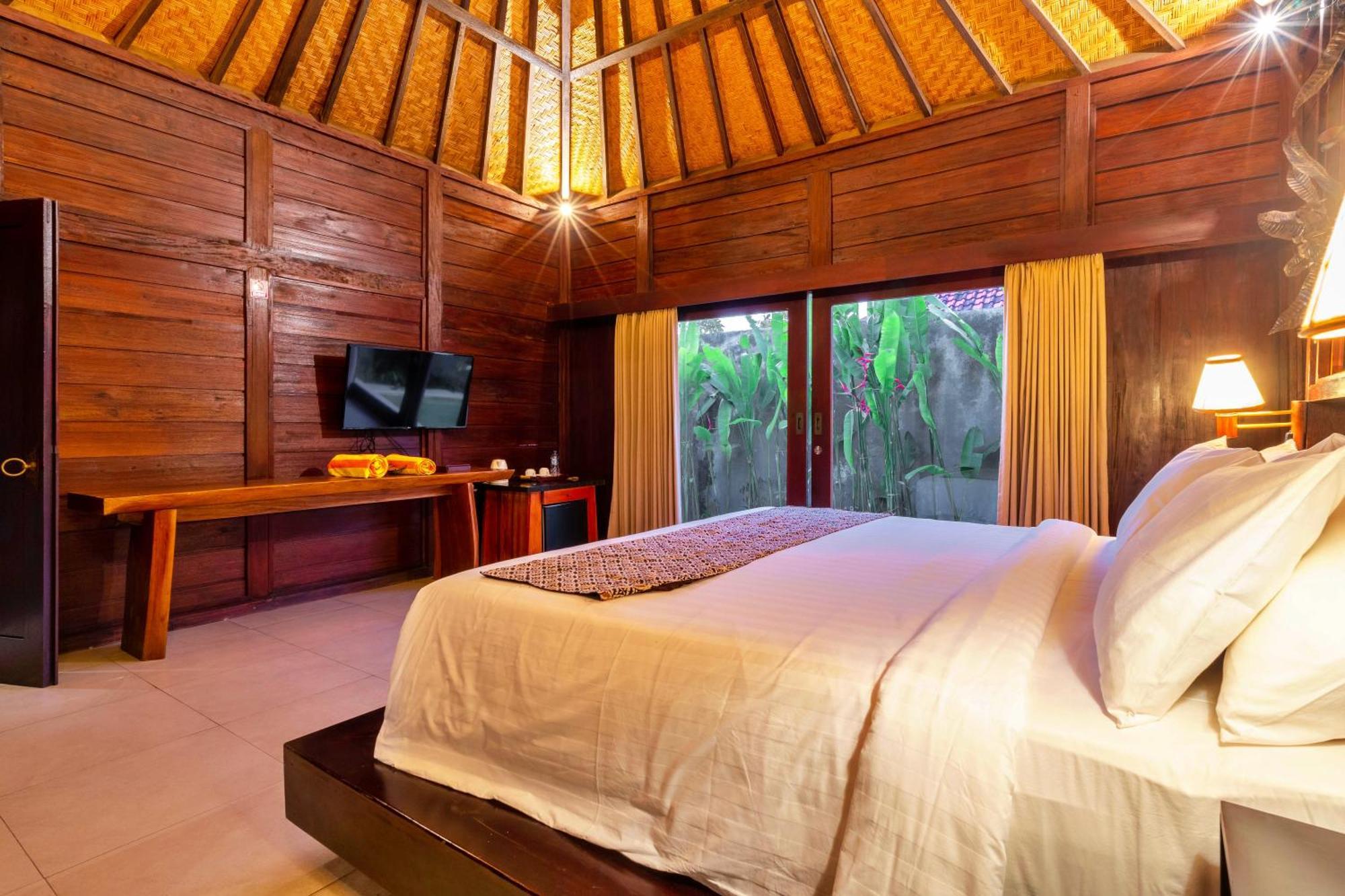 Sri Abi Ratu Villas Sukawati Exterior foto