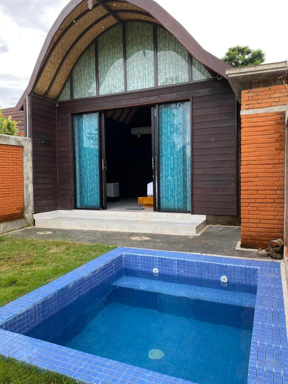 Sri Abi Ratu Villas Sukawati Exterior foto